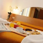 卡米拉别墅酒店