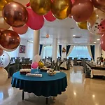 卡米拉别墅酒店 酒店 瓦拉泽