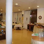 卡米拉别墅酒店 瓦拉泽