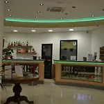 卡米拉别墅酒店 酒店 瓦拉泽