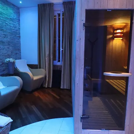 Hotel Camilla Varraze